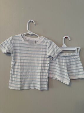 Lake Striped Short Sleeve Top & Shorts Set - Light Blue & White